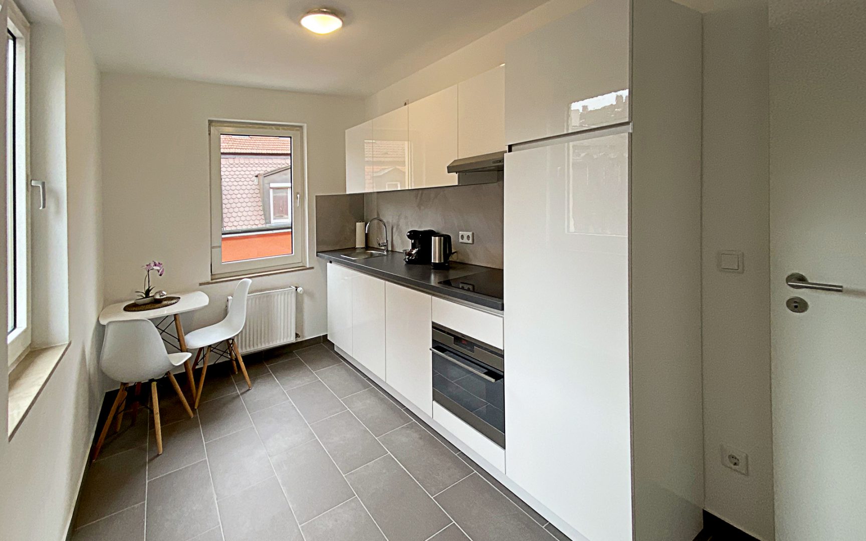 DELUXE APARTMENT mit 2 SCHLAFZIMMERN und KING-SIZE-BETT – city.nurban