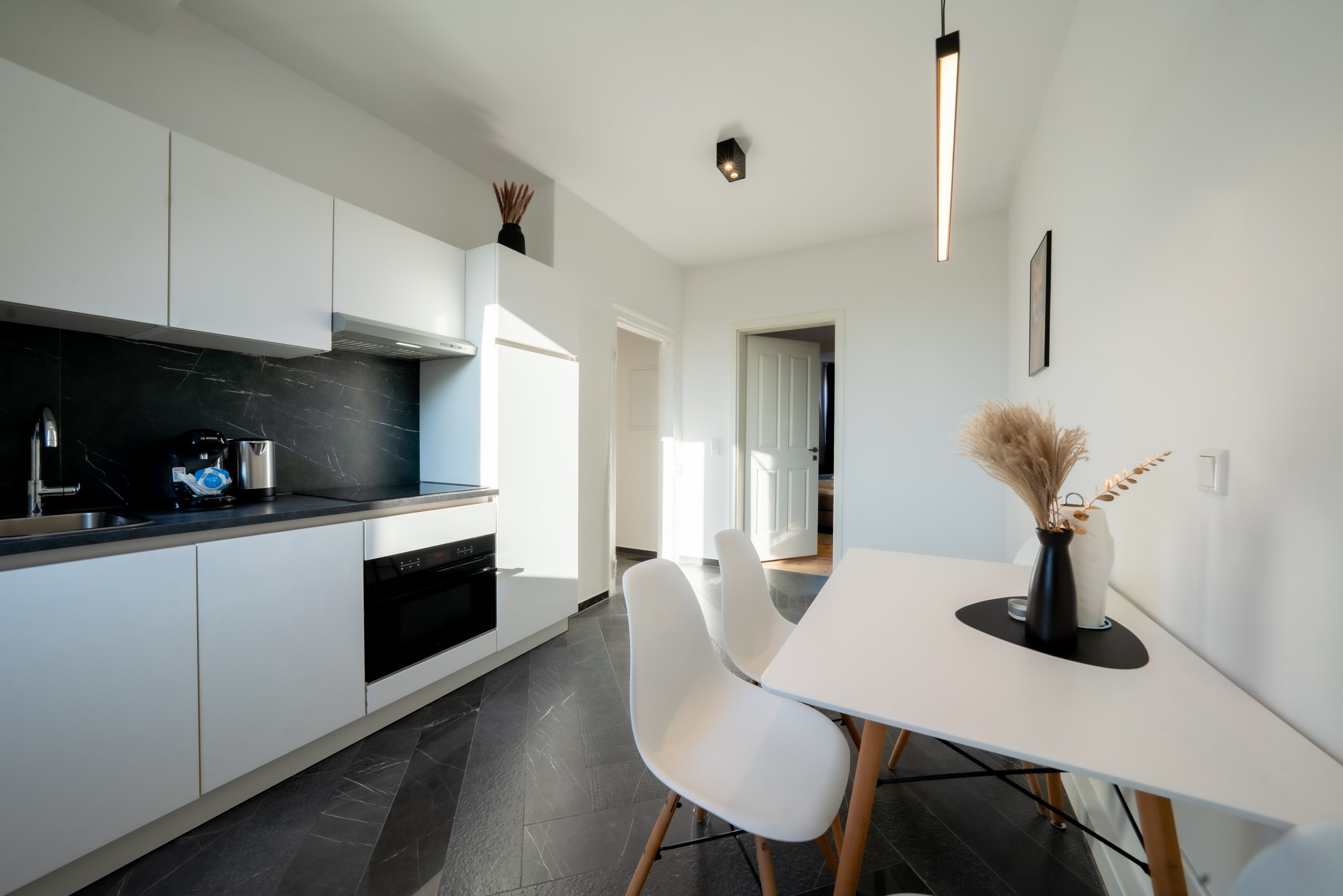 City-Deluxe Suite Apartment (3)